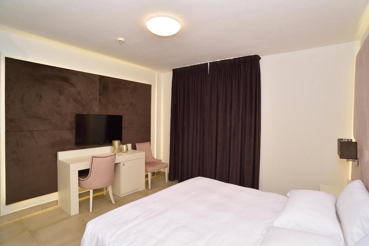 Hotel M2 4*